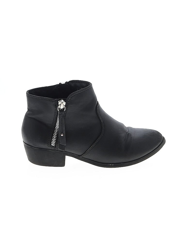 Pre-owned London Fog Ankle Boots In Black