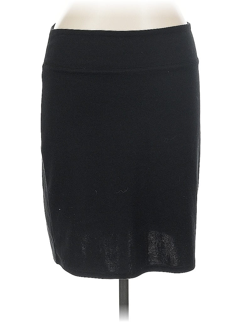 Click to view more detailed imagery on our partner's website Pre-owned American Eagle Outfitters Casual Skirt In Black