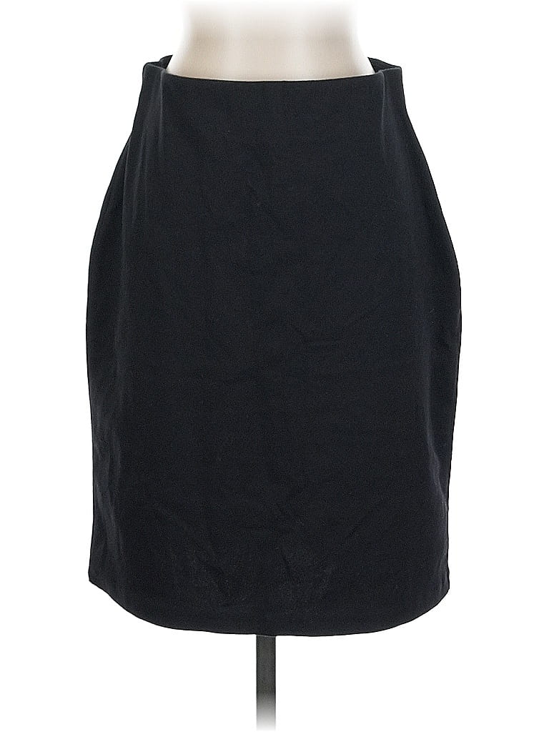 Pre-owned Old Navy Casual Skirt In Black