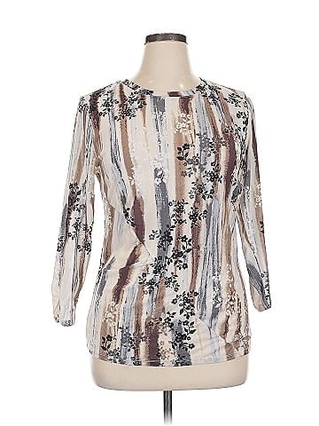 Logo Layers 3/4 Sleeve Blouse (view 1)