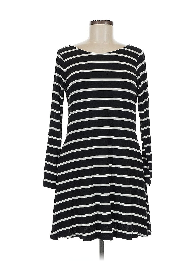 Pre-owned Yelete Casual Dress In Black