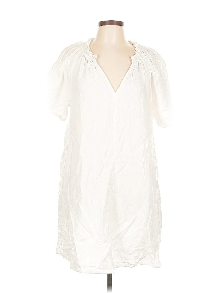 Pre-owned Old Navy Casual Dress In White