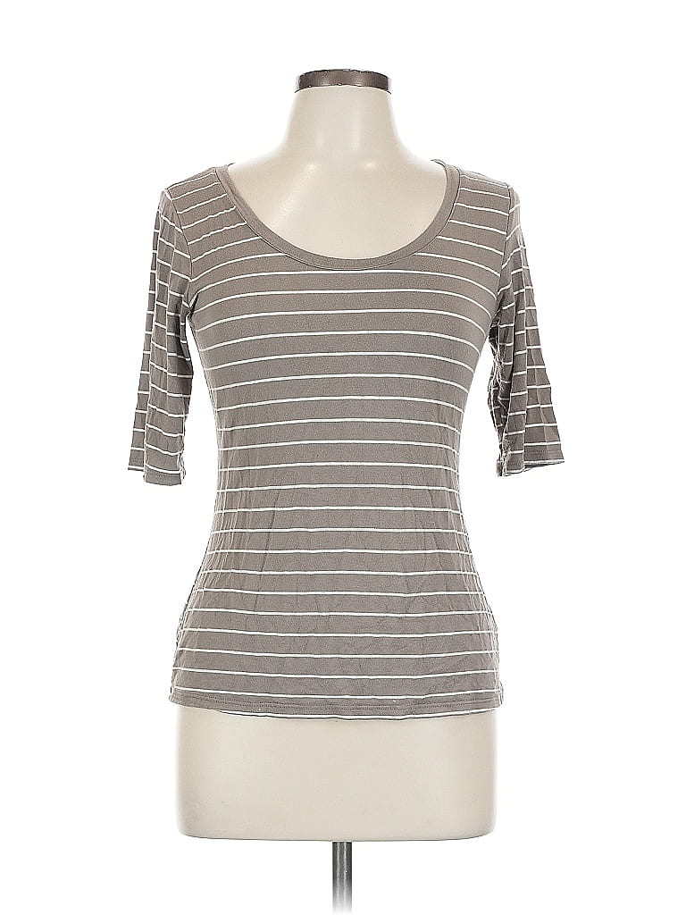 Pre-owned Green Envelope 3/4 Sleeve T-shirt In Gray