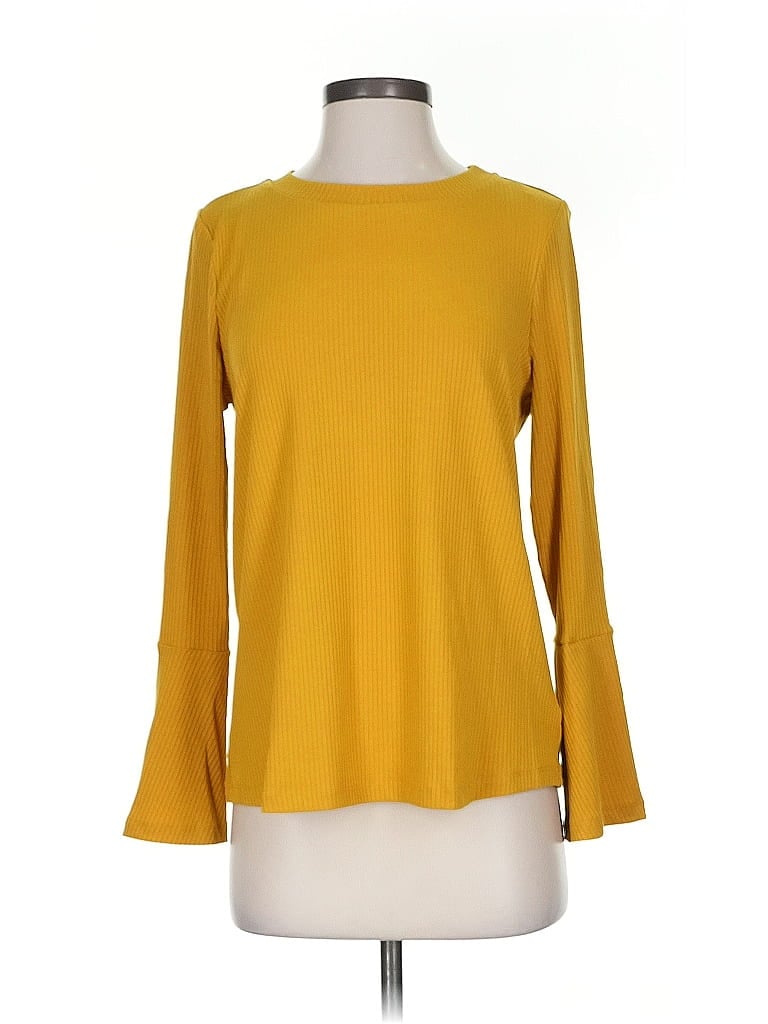 Click to view more detailed imagery on our partner's website Pre-owned Skies Are Blue 3/4 Sleeve T-shirt In Yellow