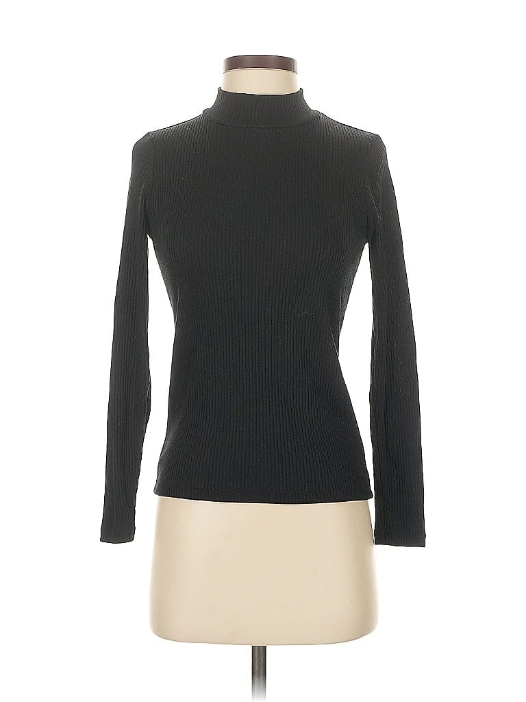 Pre-owned Uniqlo Turtleneck Sweater In Black
