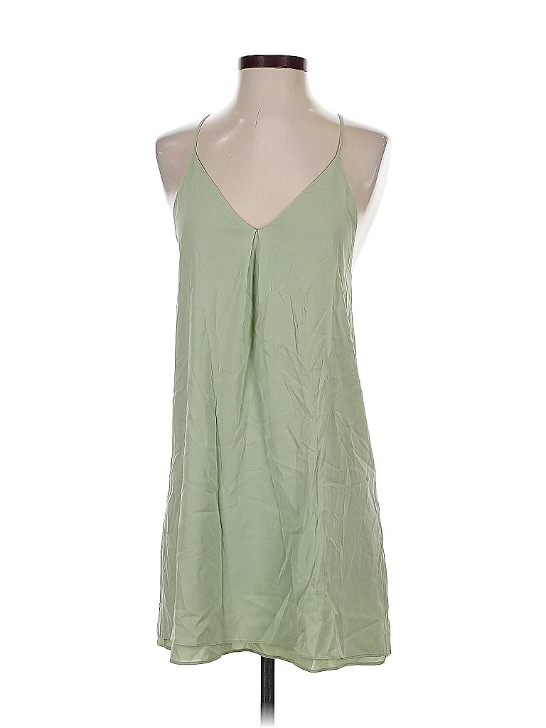 Click to view more detailed imagery on our partner's website Pre-owned Alice And Olivia Alice + Olivia Sleeveless Silk Top Green Halter Neckline Tops
