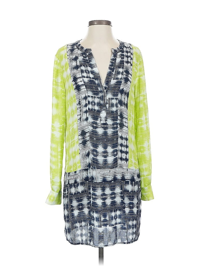 Pre-owned Bcbgmaxazria Casual Dress In Green