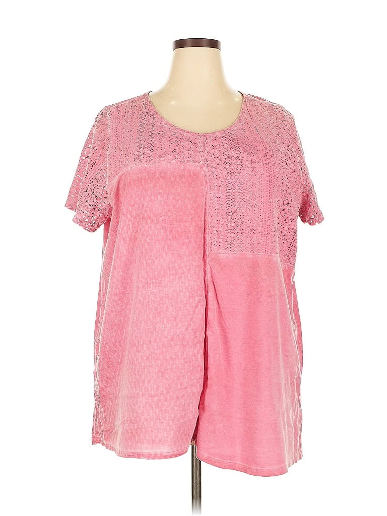 Click to view more detailed imagery on our partner's website Pre-owned Woman Within Short Sleeve Blouse In Pink