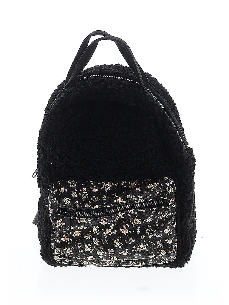 Click to view more detailed imagery on our partner's website Pre-owned Art Class Kids' Backpack In Black