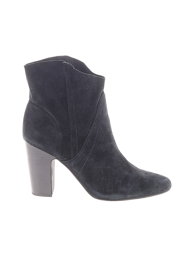 Pre-owned Vince Camuto Ankle Boots In Black