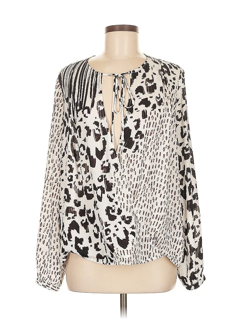 Pre-owned Cabi Long Sleeve Blouse In White