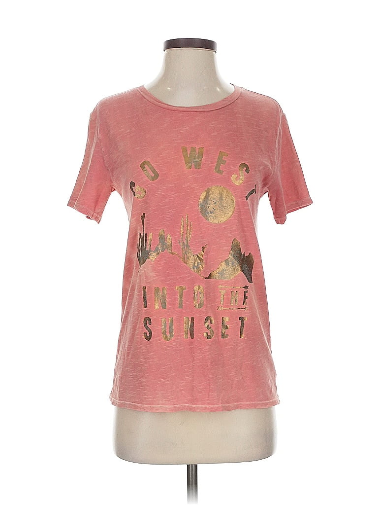 Click to view more detailed imagery on our partner's website Pre-owned Billabong Short Sleeve T-shirt In Pink