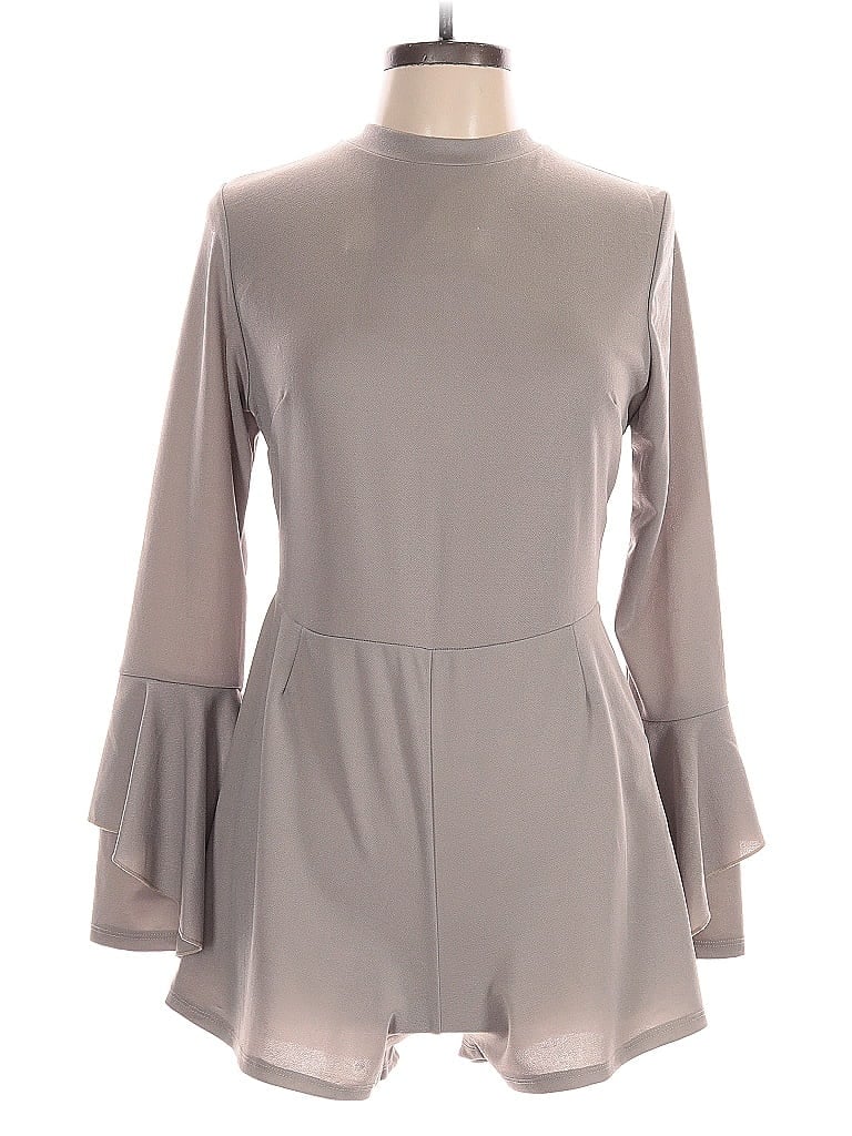 Pre-owned Boohoo Romper In Gray