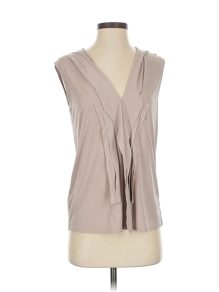 Click to view more detailed imagery on our partner's website Pre-owned Bcbgmaxazria Sleeveless T-shirt In Brown