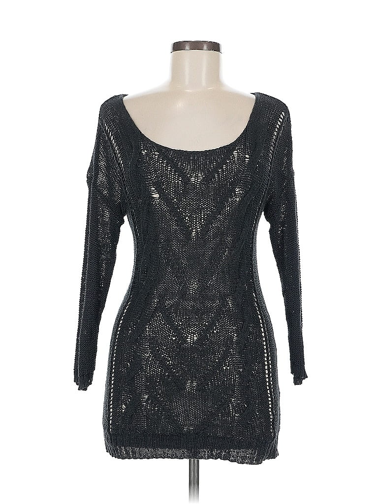 Pre-owned Old Navy Pullover Sweater In Black