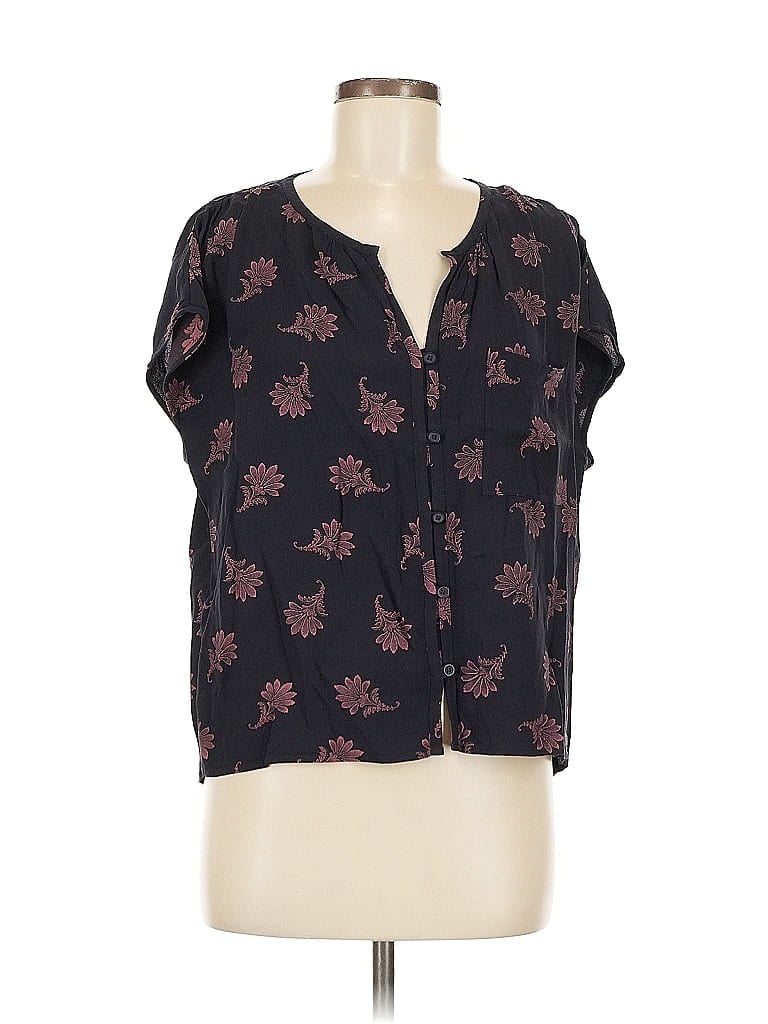 Click to view more detailed imagery on our partner's website Pre-owned Treasure & Bond Short Sleeve Blouse In Blue