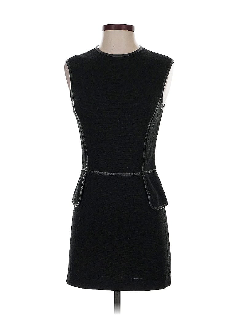 Click to view more detailed imagery on our partner's website Pre-owned Tory Burch Cocktail Dress In Black