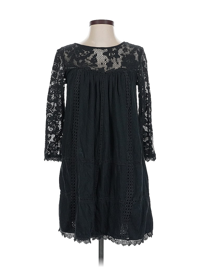 Pre-owned Pull & Bear Casual Dress In Black