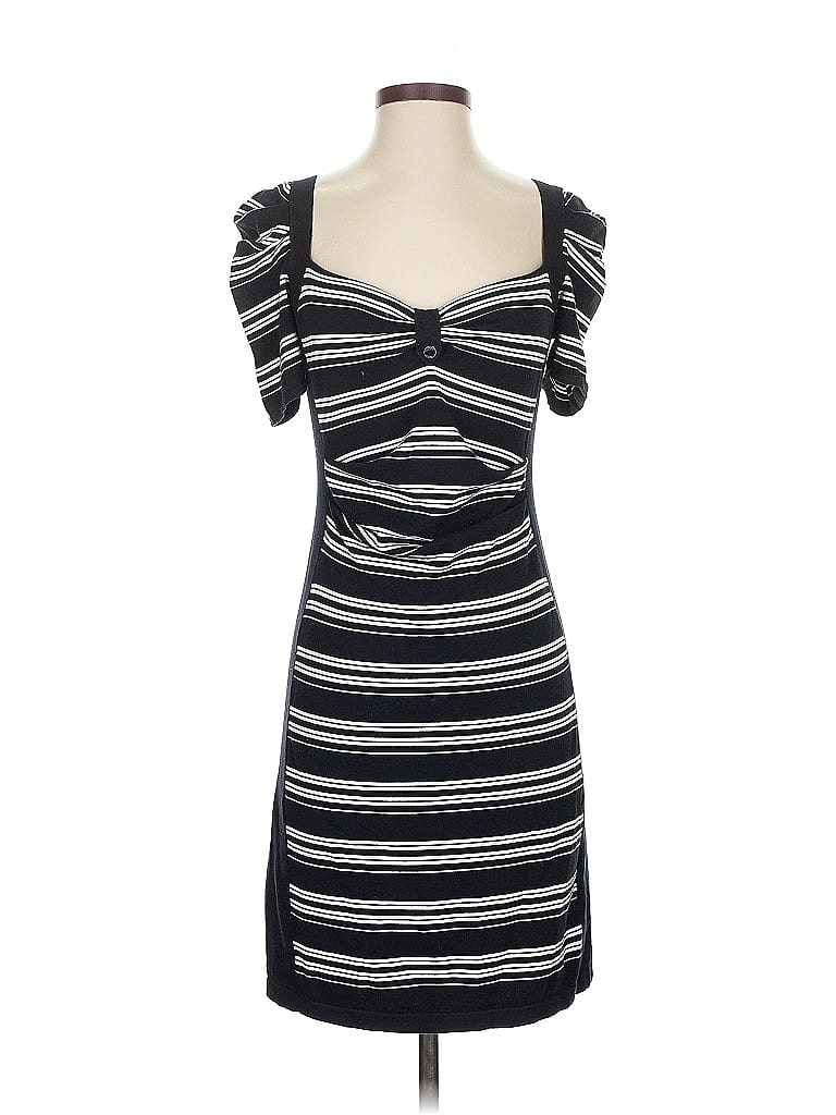 Click to view more detailed imagery on our partner's website Pre-owned Karen Millen Casual Dress In Black