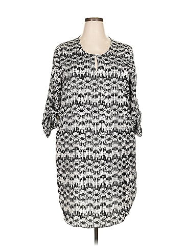 Mossimo Casual Dress (view 1)