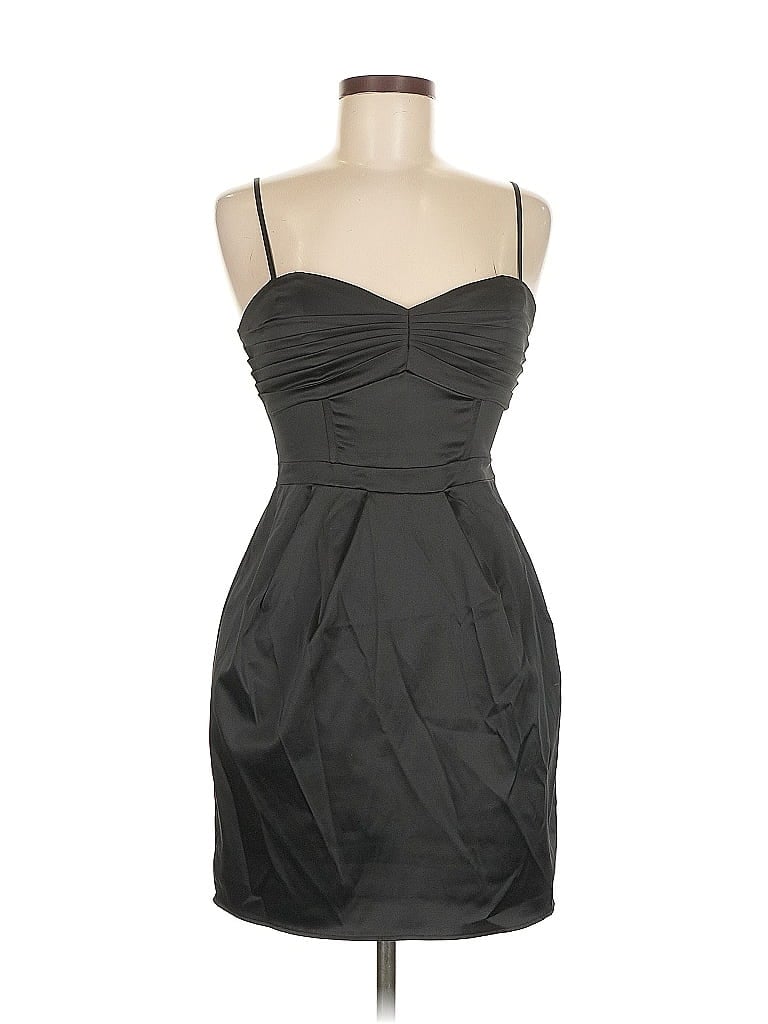 Pre-owned H&m Cocktail Dress In Black