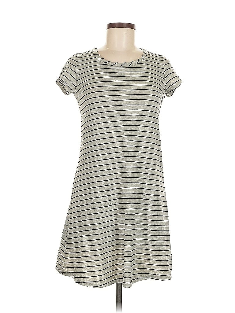 Click to view more detailed imagery on our partner's website Pre-owned Olivia Rae Casual Dress In Gray
