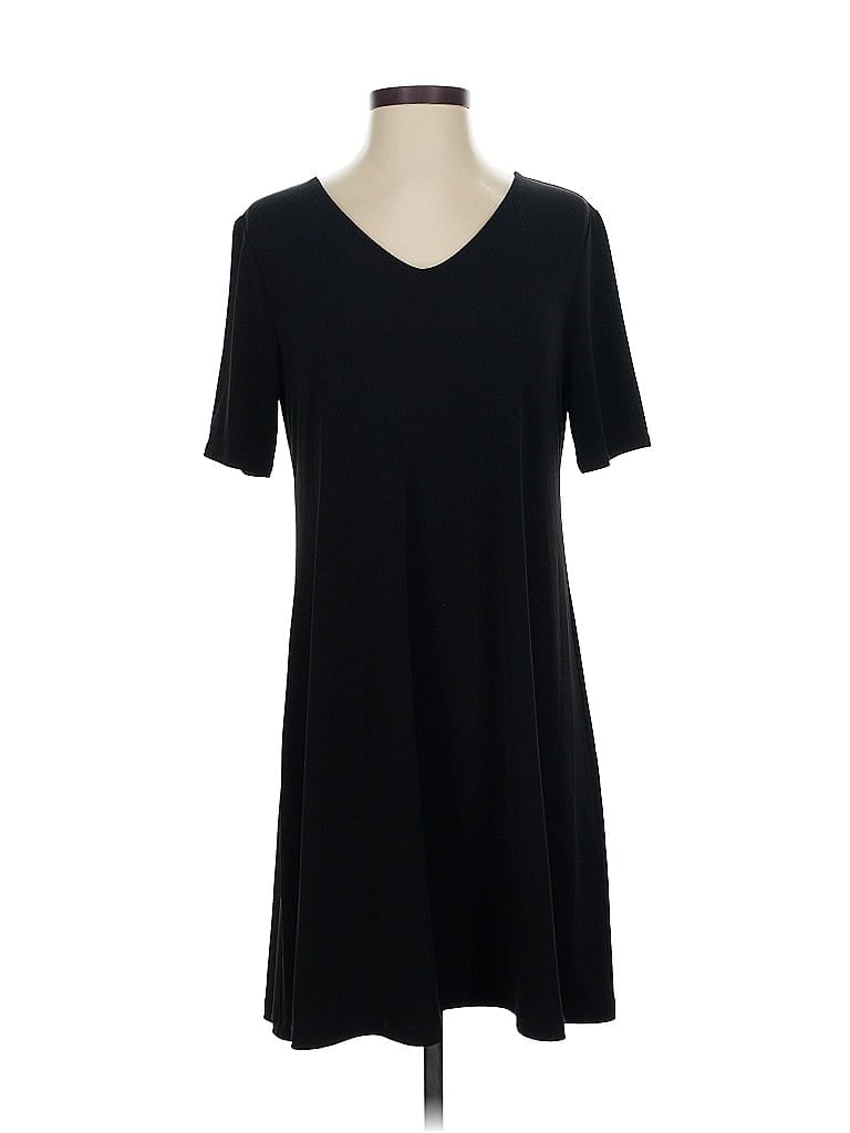 Click to view more detailed imagery on our partner's website Pre-owned Chico's Casual Dress In Black