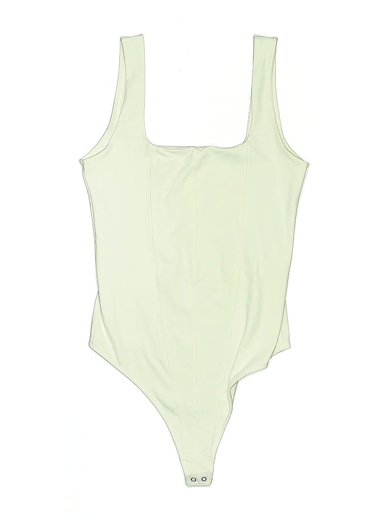 Click to view more detailed imagery on our partner's website Pre-owned Abercrombie & Fitch Bodysuit In White