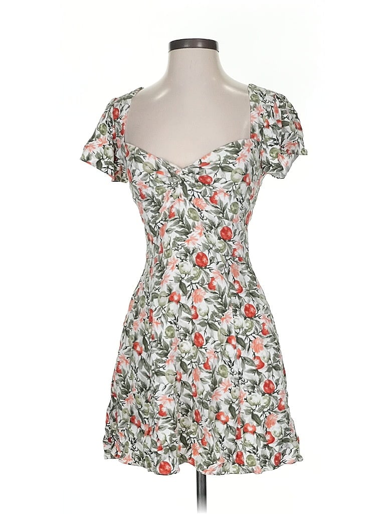 Pre-owned Abercrombie & Fitch Cocktail Dress In White