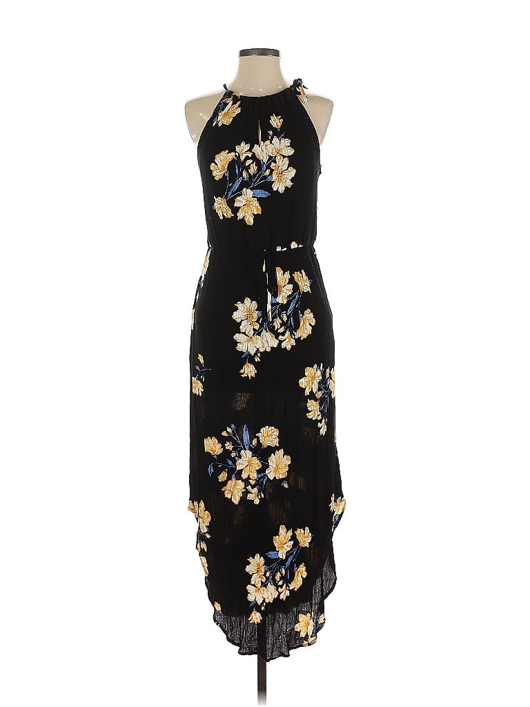 Pre-owned Xhilaration Casual Dress In Black