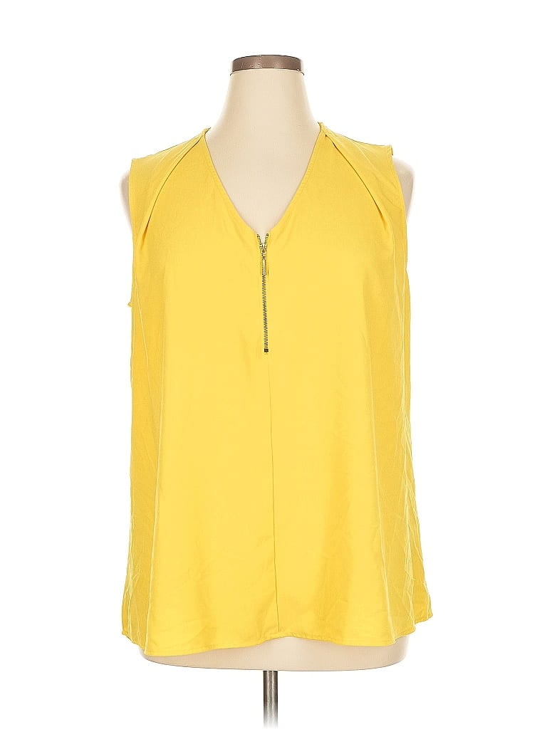 UNBRANDED Pre-owned Sleeveless Blouse In Yellow