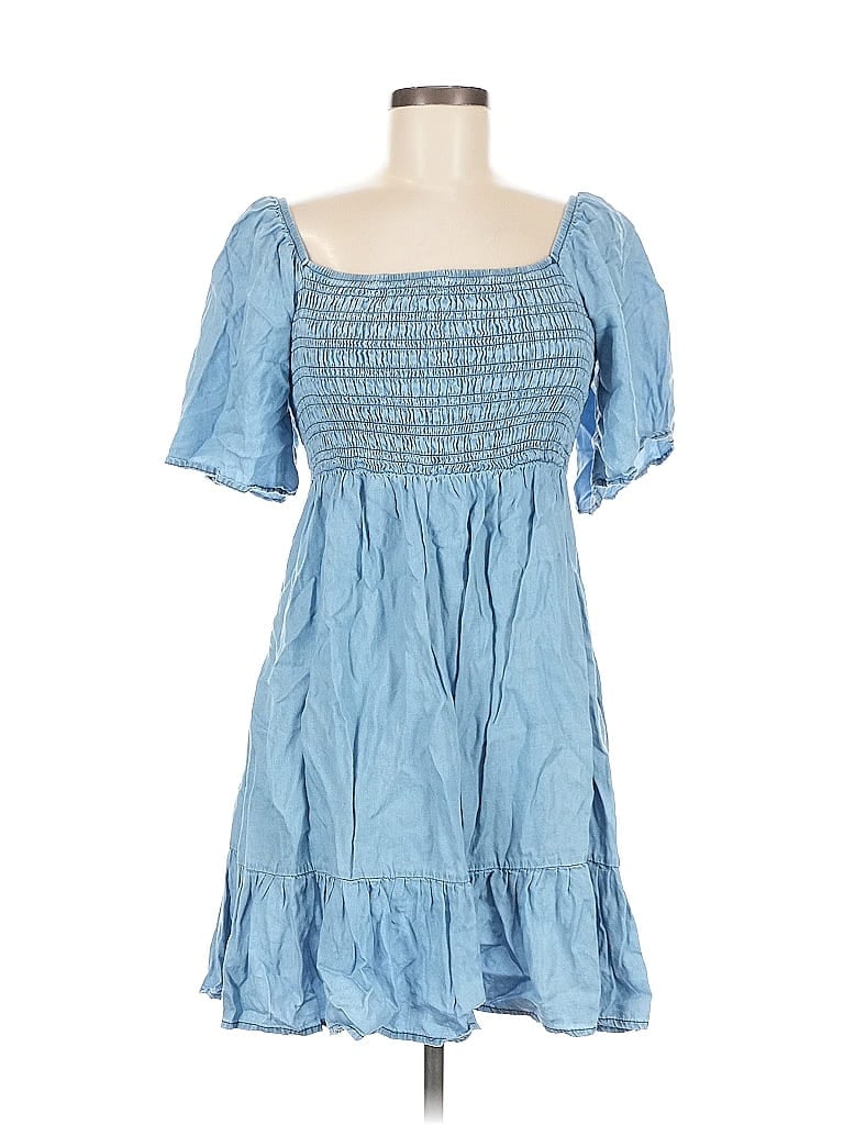 Click to view more detailed imagery on our partner's website Pre-owned Blu Pepper Casual Dress In Blue