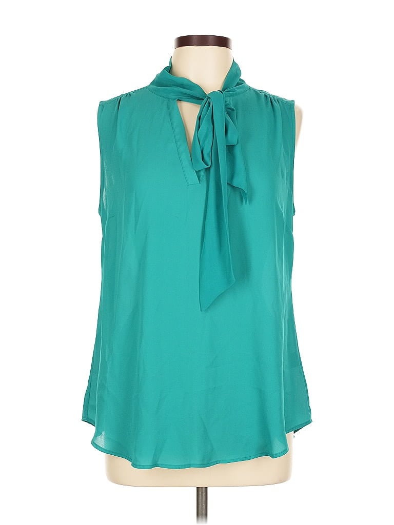 Click to view more detailed imagery on our partner's website Pre-owned Van Heusen Sleeveless Blouse In Blue