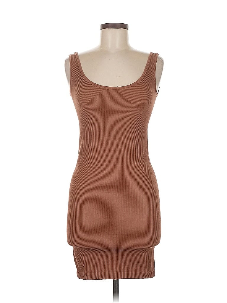 Pre-owned Prettylittlething Casual Dress In Brown