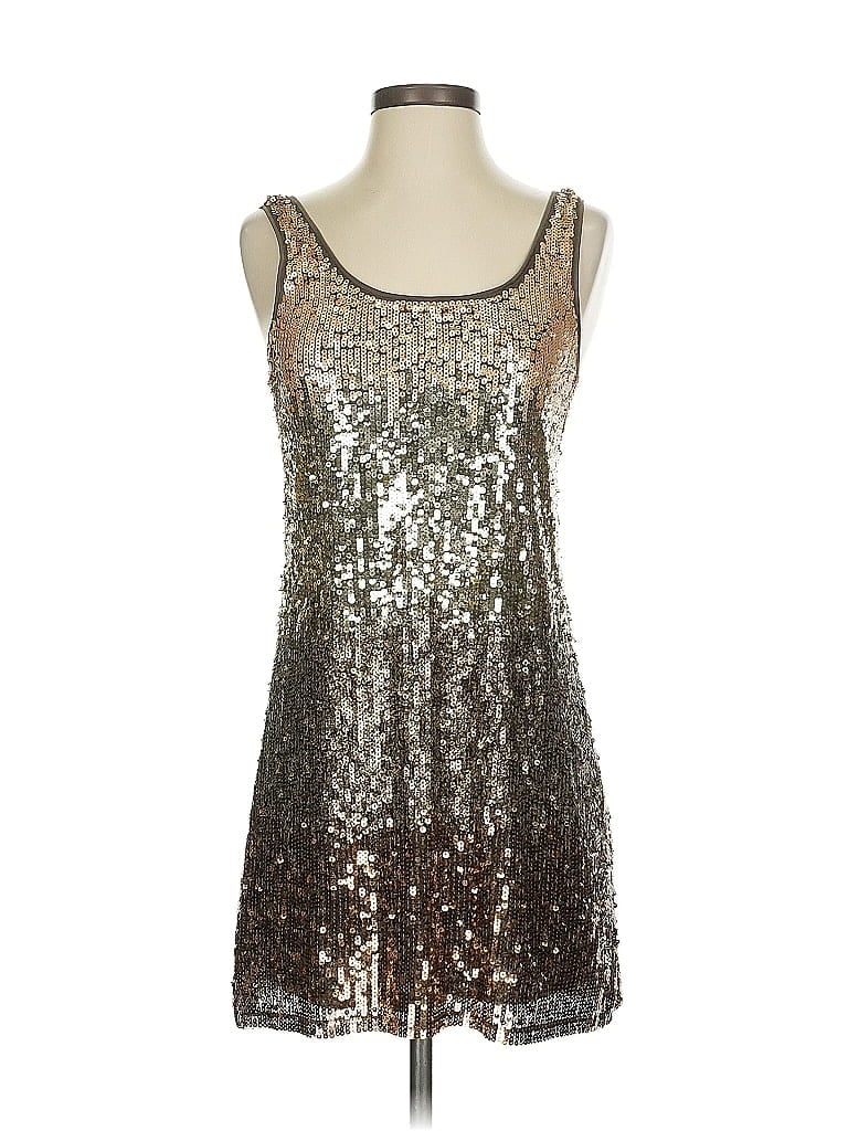 Pre-owned Express Sleeveless Top Silver Scoop Neck Tops