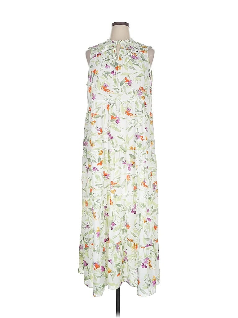 Click to view more detailed imagery on our partner's website Pre-owned Caslon Casual Dress In White