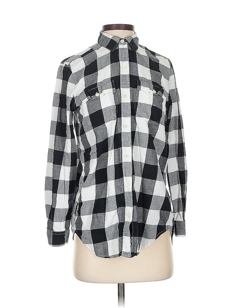Click to view more detailed imagery on our partner's website Pre-owned Gap Long Sleeve Button Down Shirt In Black