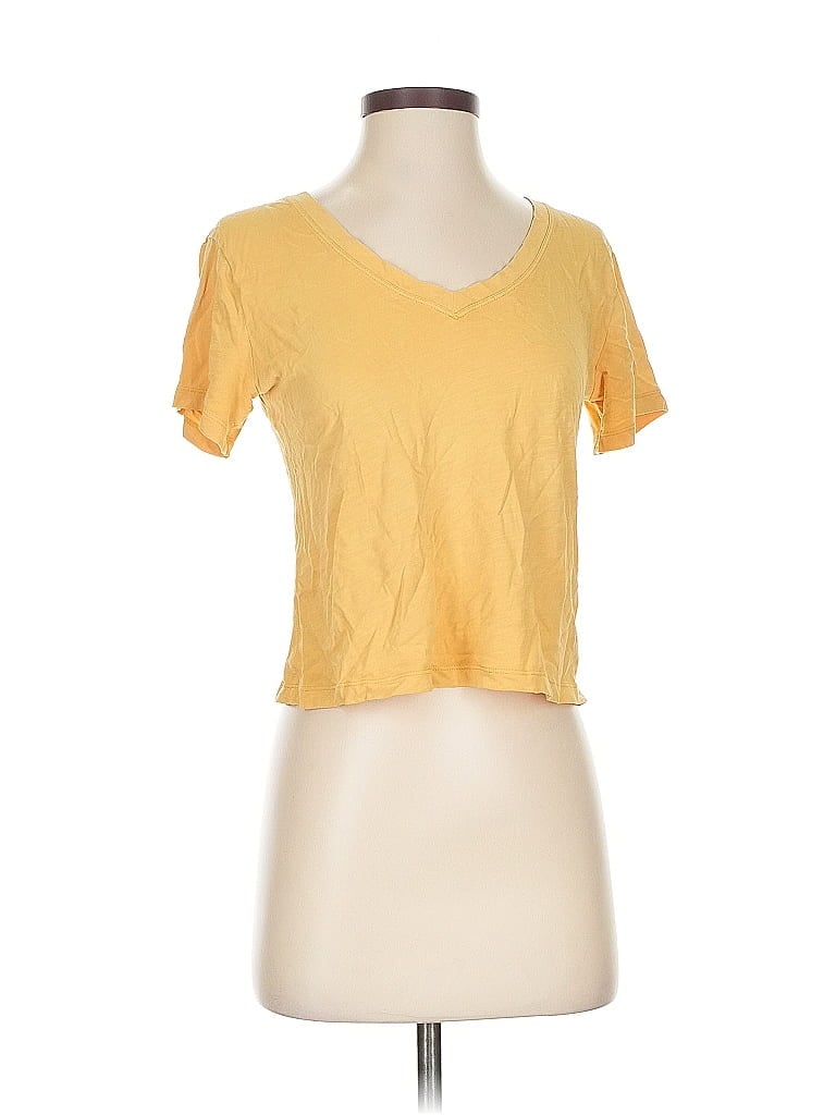 Pre-owned Athleta Short Sleeve T-shirt In Yellow