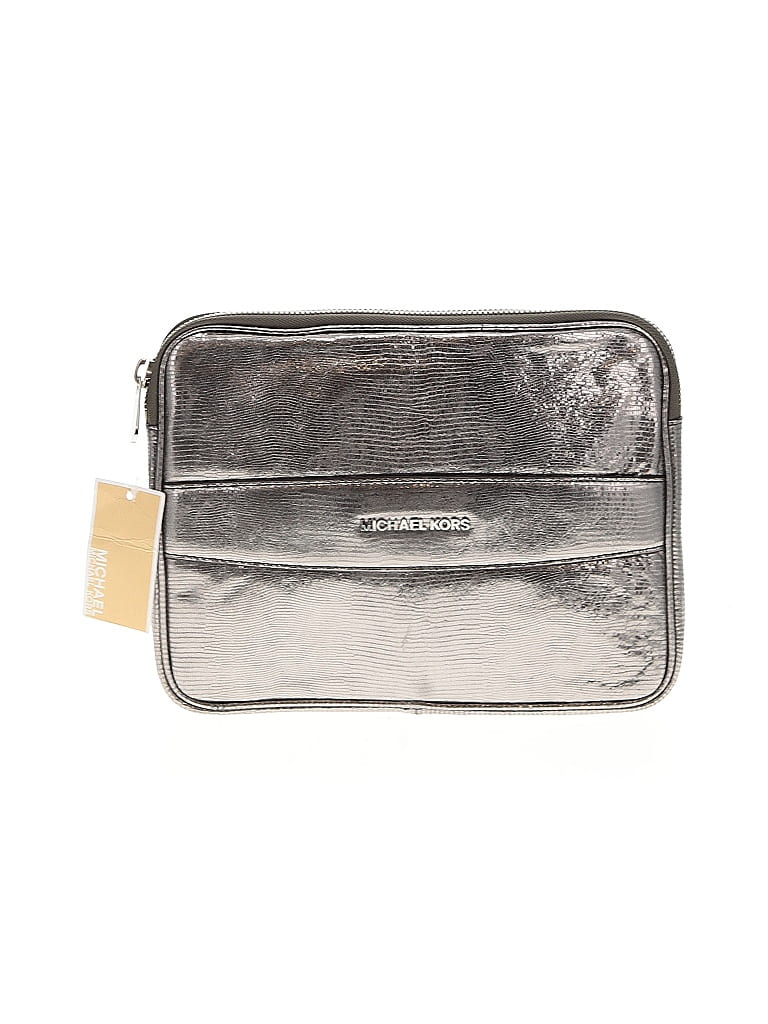 Pre-owned Michael Michael Kors Leather Clutch In Silver