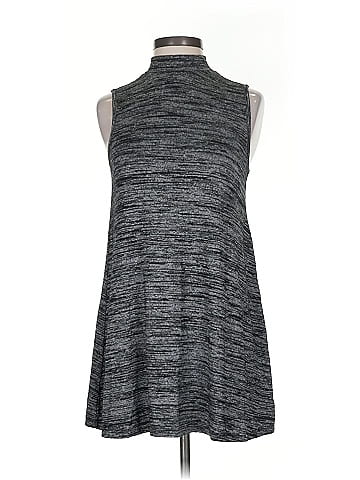 The Limited Outlet Tank Top (view 1)