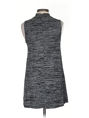 The Limited Outlet Tank Top (view 2)