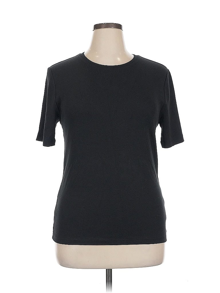 Click to view more detailed imagery on our partner's website Pre-owned Gap Short Sleeve T-shirt In Black