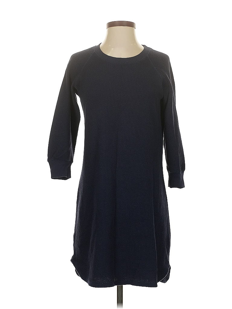 Click to view more detailed imagery on our partner's website Pre-owned Uniqlo Casual Dress In Black