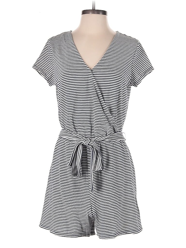 Pre-owned Gap Romper In Gray