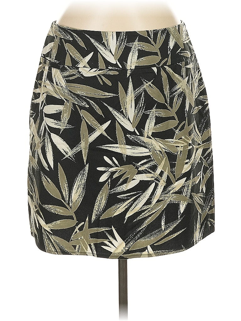 Click to view more detailed imagery on our partner's website Pre-owned New York And Company Casual Skirt In Black