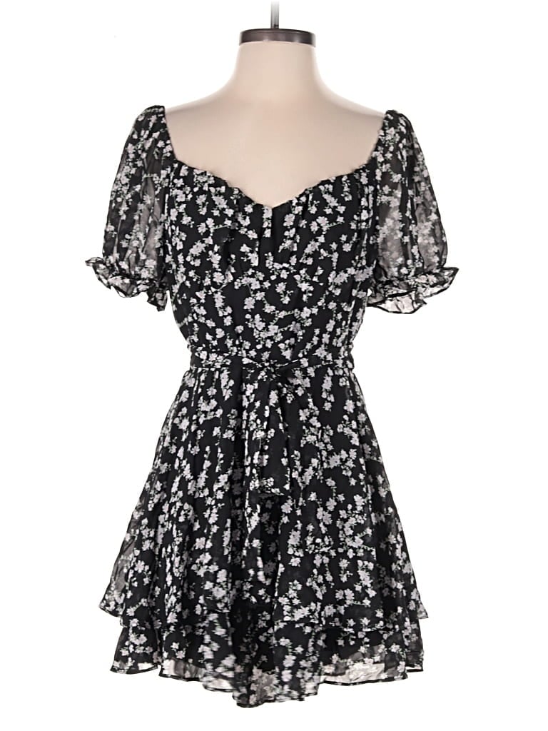 Pre-owned Love Tree Romper In Black