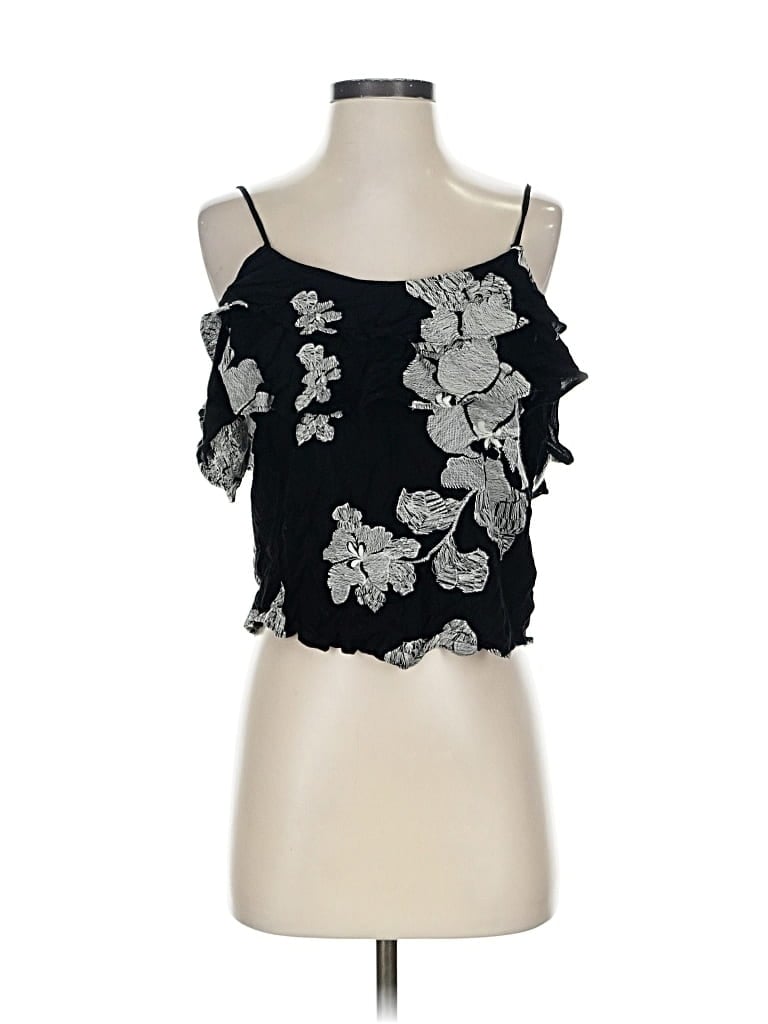 Pre-owned Willow & Clay Sleeveless Blouse In Black