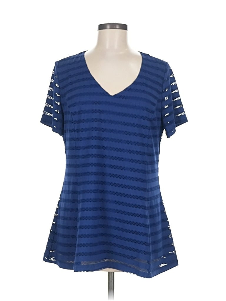 Click to view more detailed imagery on our partner's website Pre-owned Isaac Mizrahi Live Short Sleeve Top Blue V Neck Tops