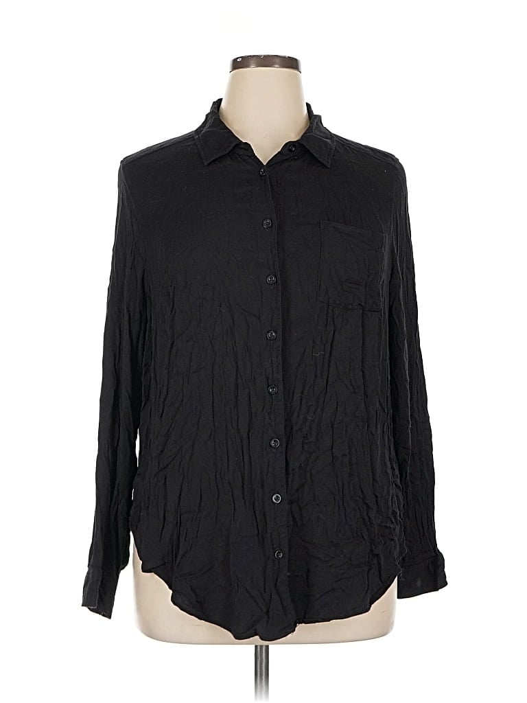 Pre-owned Torrid Long Sleeve Button Down Shirt In Black