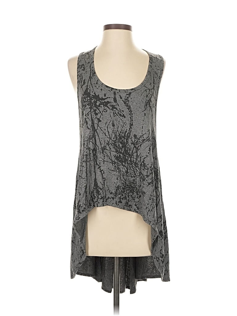 Click to view more detailed imagery on our partner's website Pre-owned Comfy Usa Tank Top Gray Graphic Pattern Scoop Neck Tops